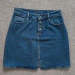 Blue short denim skirt size Medium Photo 3