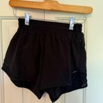 Lululemon  Hotty Hot Low-Rise Shorts 4" Photo 0