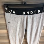 Under Armour  gray and black leggings size XS active wear gym pants sport…​ Photo 2