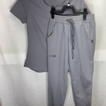 Jaanuu  Women's Gray‎ Scrub Jogger Set Photo 0