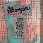 Wrangler Women's Essential Short Sleeve Plaid Western Snap Top size L fitted Photo 2