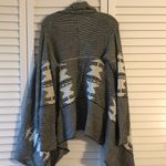 BB Dakota  Cardigan Photo 1