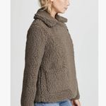 JACK  Women's Speak Now Sherpa Jacket Photo 3