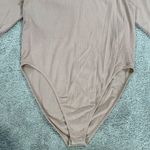 Fabletics Women’s Finely Cutout Seamless Bodysuit Ribbed Shortsleeve Desert XL Photo 4