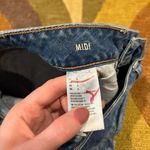 American Eagle Like-New  Stretch Midi Denim Jean Shorts Distressed Size 0 Photo 2