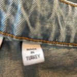 The Ragged Priest Tagged Urban Outfitters Priest High Rise Mom Light Wash W/Distressing Sz 32 Photo 5