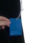 Market & Spruce NWT  Alyson knit T-shirt dress shirt sleeve black vneck knee leng Photo 2