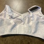 Playtex Women's 18 Hour Sensational Support Wireless Bra Photo 6