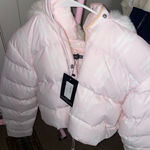 Pretty Little Thing Puffer coat Photo 2
