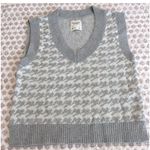 Abercrombie & Fitch V-Neck Sleeveless Sweater Vest Gray Houndstooth Size Small Photo 5