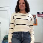 Vince  Sweater Photo 0