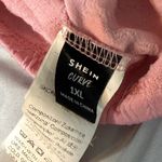 SheIn  Curve Pink Crop Top Photo 2