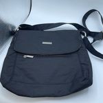 Baggallini Black Nylon  special Edition Town bag. Photo 0