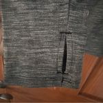 Under Armour  Quarter Zip Pullover Women's Med Gray Fitted Pullover Heatgear 1/4 Photo 1