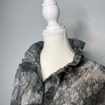 Damee Inc Gray Lace Mesh Button Photo 2