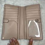 Kate Spade  New York Wallet Photo 3