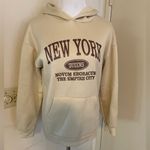 SheIn  Letter Graphic Kangaroo Pocket Thermal Lined Hoodie Sz XS Photo 4