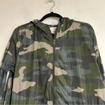 Aerie  Offline Camo Lightweight Windbreaker Jacket Size Small Photo 5