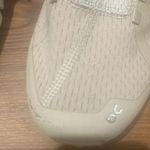 On Cloud Women’s Size 9 Tan/Yellow Running Trainers Sneakers Tan Photo 1