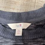 secret treasures 3/$25 women’s like new heathered gray top w/ cute star sleeves Photo 1