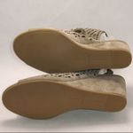 NWOB Dolce Vita Taupe Laser Cut Wedge San… Brown Size 9 Photo 6