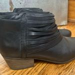 Clarks Clark’s | Spye Celeste Leather Booties Fringe Ankle Straps Size 7 Photo 4