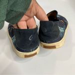 Olukai  Pehuea print shoes size 7 Photo 4