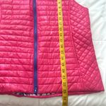 Vineyard Vines  Women's Puffer Vest Rhododendron Pink, Size M Photo 5