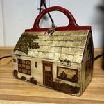 Vintage 60s wooden box purse general store cottage scene Red and Beige Photo 0