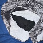 Lululemon  Masked Lace Starlight‎ Black Hotty Hot Short size 8 Photo 4