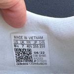 Adidas Originals Ozweego Off White Linen Green Gum Women's Athletic Size 8.5 Photo 9