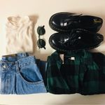 BDG Urban Outfitters  Green & Black Plaid Tie Front Flannel Shirt Size M NWT Photo 1