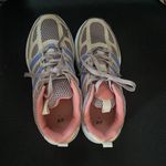 H&M Sneakers Photo 2
