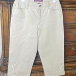 Gloria Vanderbilt Khaki  Capri Pants Photo 0