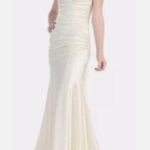 NWT Cindy Collection style 1230 in red sleeveless ruched jewelled size 2 XL Photo 1