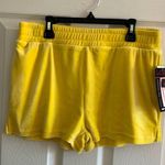 Suzette Crushed velvet short Photo 0