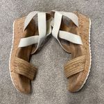 Easy Spirit Cream Lorena Wedge Cushioned Sandals Size 8 Photo 2