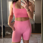 Amazing Lace Pink seamless bike shorts and sports bra set from Amazon Photo 0