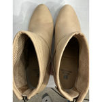 White Mountain Womans  Size 9.5 M Beige Zip Blockmheel Ankle Boots Photo 5
