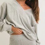 These Three Boutique  gray sweatshirt set  Photo 0