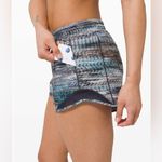 Lululemon Hotty Hot Short *Long 4” in Digital Oasis Grey / Navy - Size 10 TALL Photo 3