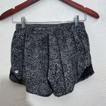 Lululemon  Hotty Hot Printed Black & White Shorts Size 6 Photo 1