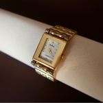 Vintage Le Baron ladies watch Gold Photo 2