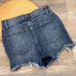 Good American bombshell high rise denim shorts Photo 3