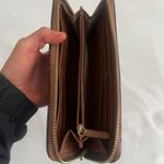 Michael Kors Wallet Photo 4