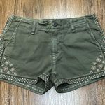 Driftwood  Connie Shorts Womens 26 Green Floral Embroidered Pockets Photo 0