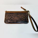 Dooney & Bourke Brown Croc Embossed Leather Large Slim Wristlet Clutch READ Photo 3