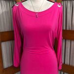 Cable & Gauge cold shoulder top Photo 1