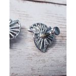 Vintage Screw On Earrings Photo 2