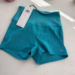 Alo Yoga Alo Shorts Yoga Photo 0